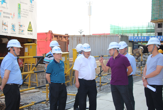 集團(tuán)公司副總經(jīng)理張駿到昭對(duì)昭陽(yáng)區(qū)棚改項(xiàng)目進(jìn)行安全生產(chǎn)專項(xiàng)檢查