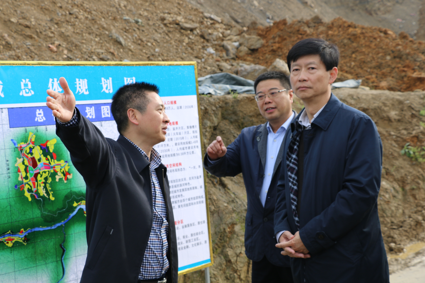 昭通市市委書記楊亞林一行調(diào)研鹽津棚改項目