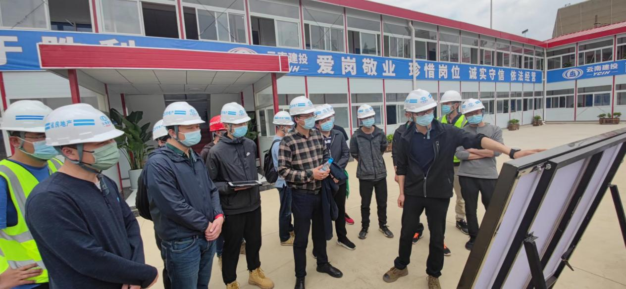 紅云街道辦事處黨工委書記曾洪波率隊到崗頭村項目調(diào)研