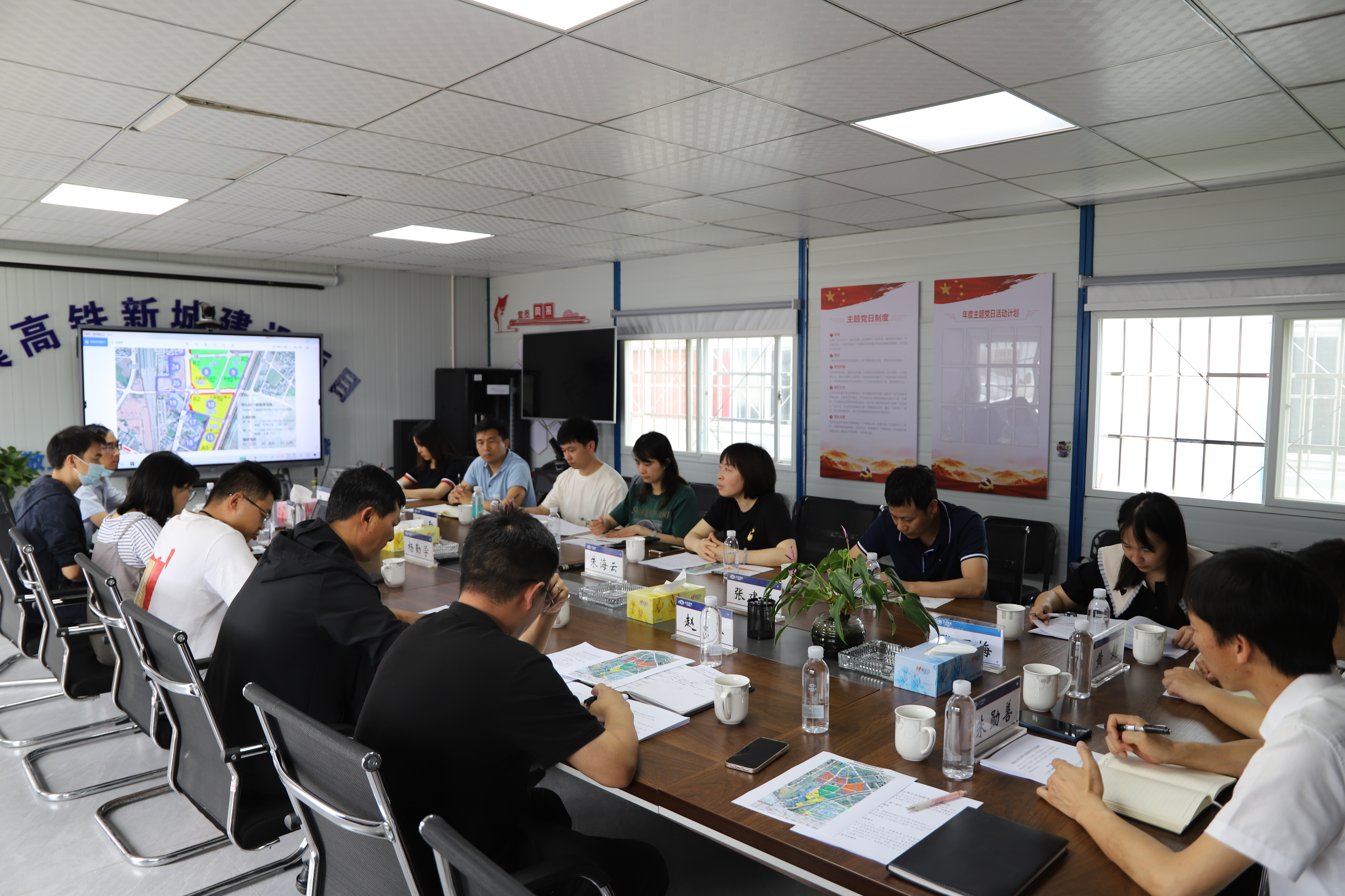 集團(tuán)風(fēng)險(xiǎn)控制部到玉溪高鐵新城項(xiàng)目調(diào)研