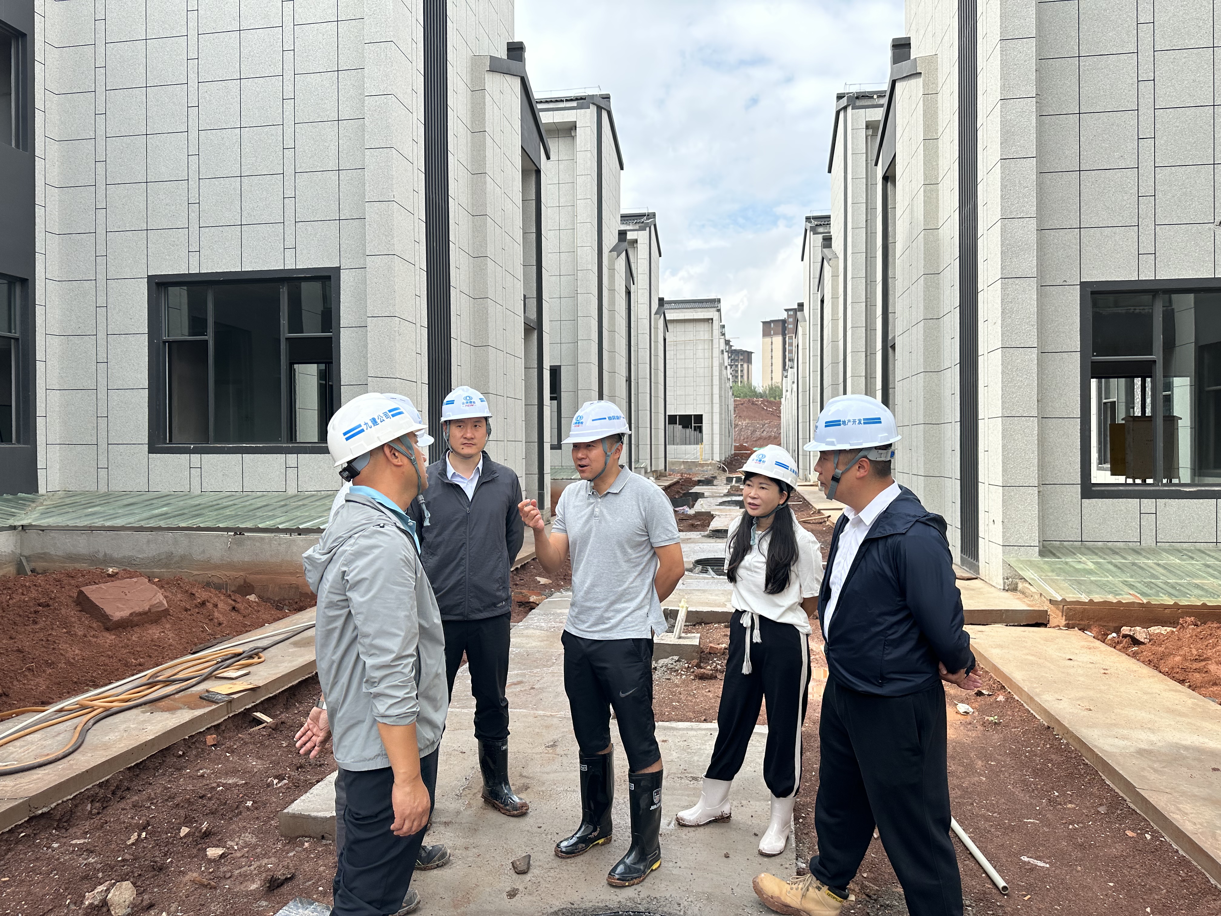 溥睿、袁明紅到基層單位檢查指導(dǎo)