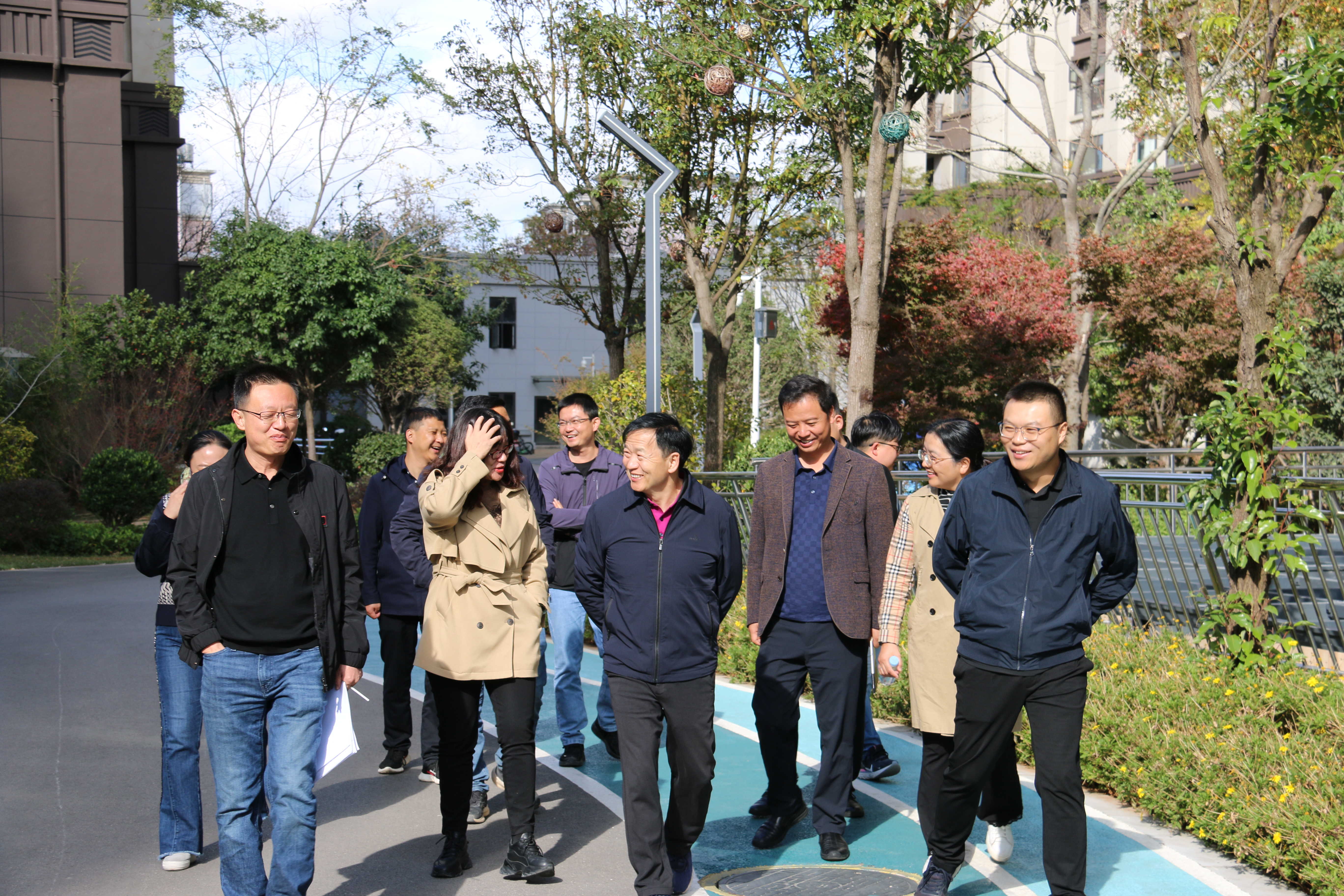 孟春柳到曲靖片區(qū)調(diào)研