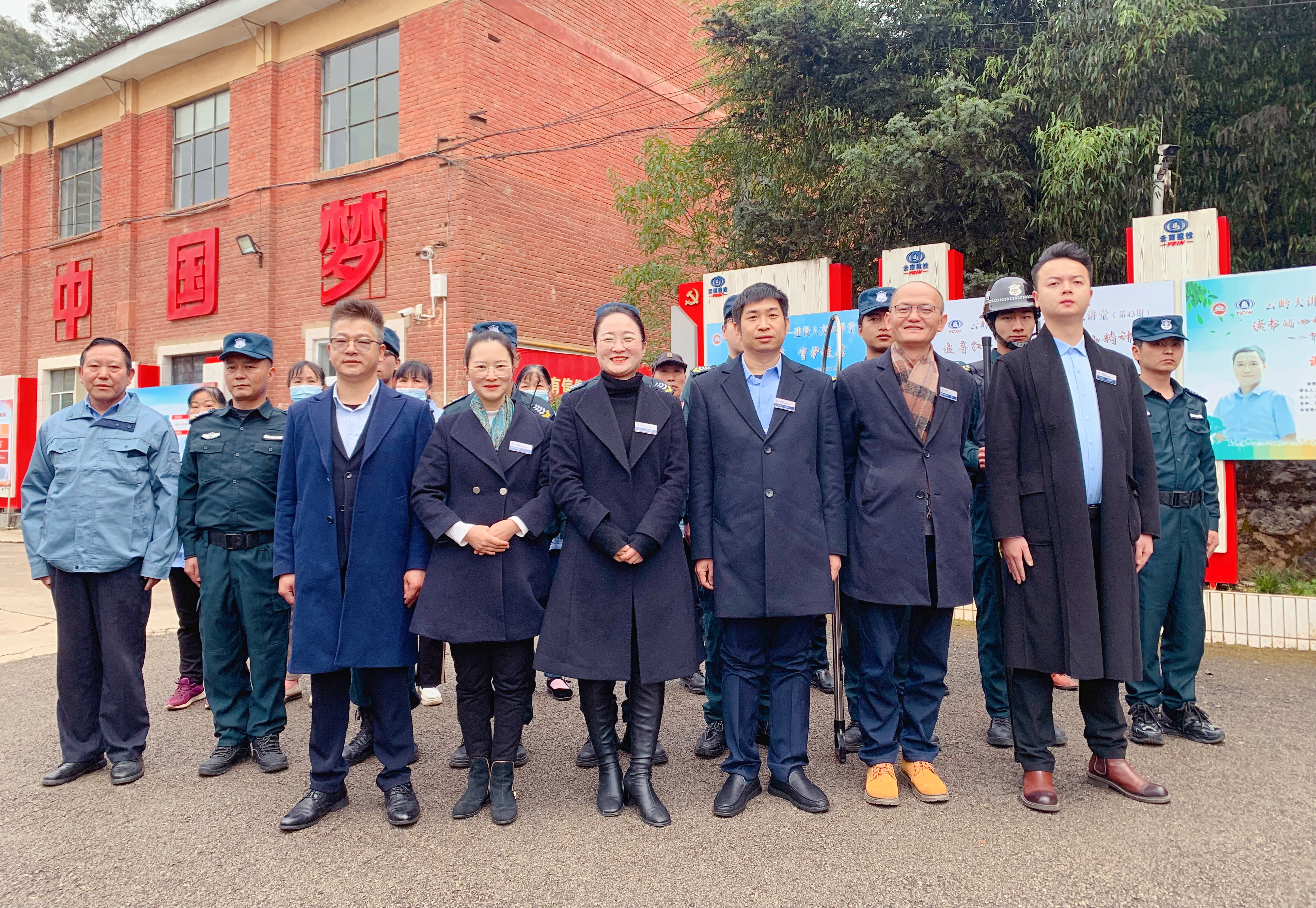 省房物業(yè)順利承接云南建工技校物業(yè)服務項目