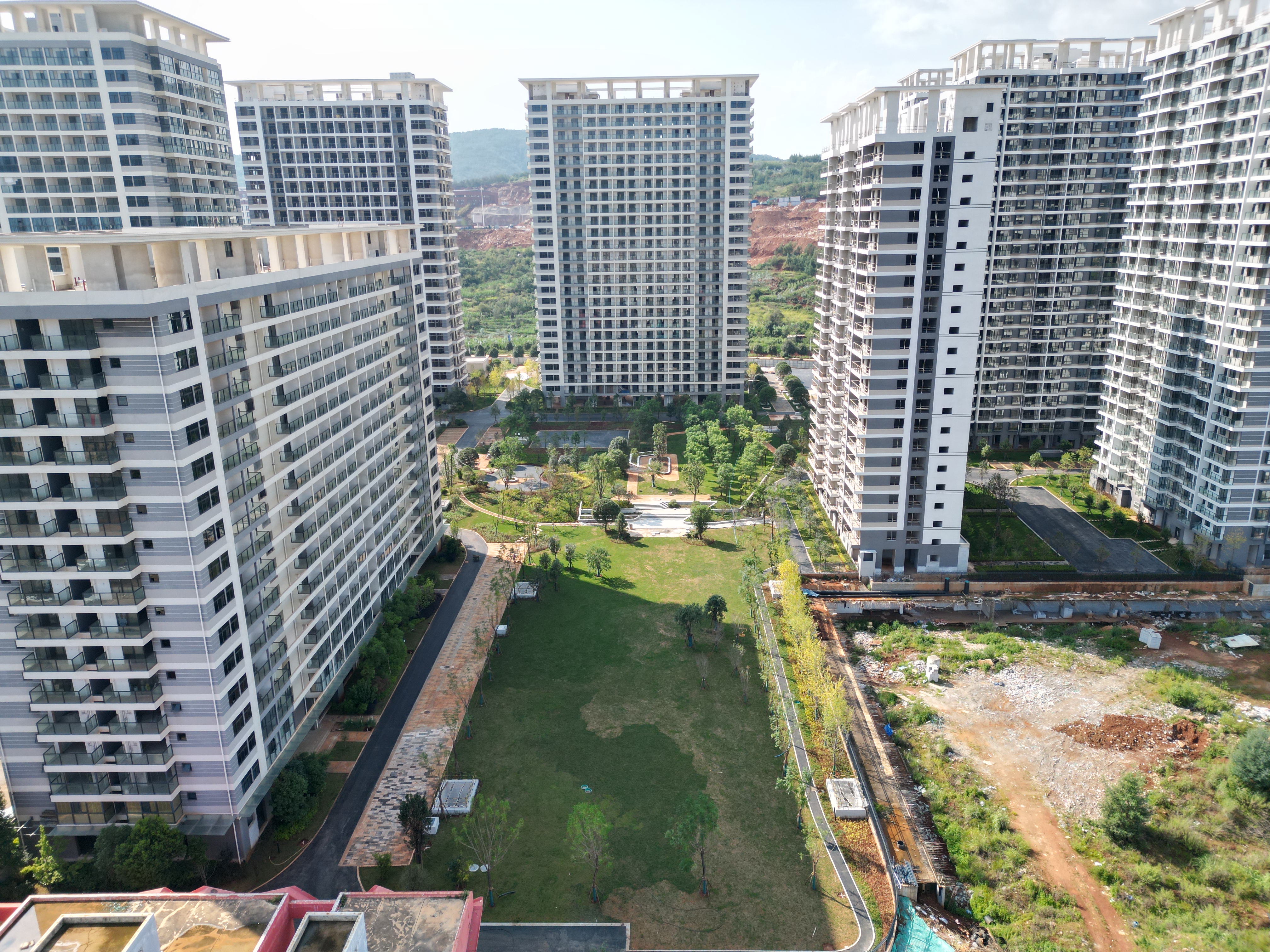 建投·宏燁廣場(chǎng)6-2#、7#公寓取得竣工驗(yàn)收備案證